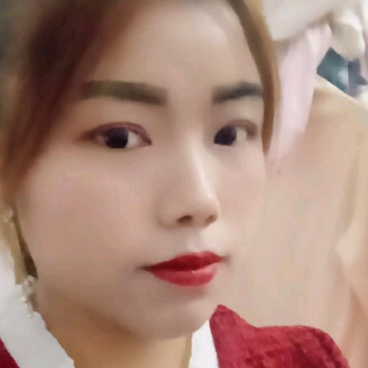 再苦你要坚持你不坚持，谁给你幸福啊？