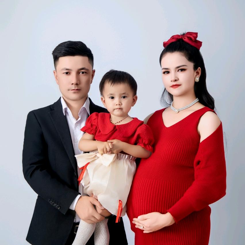 努尔曼古丽