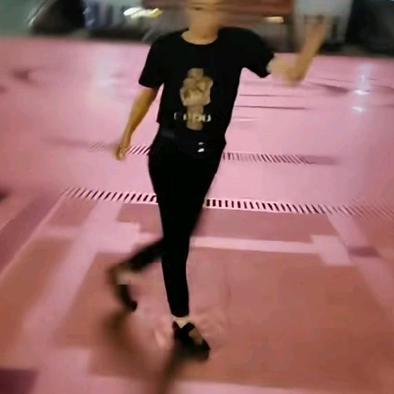 AL00