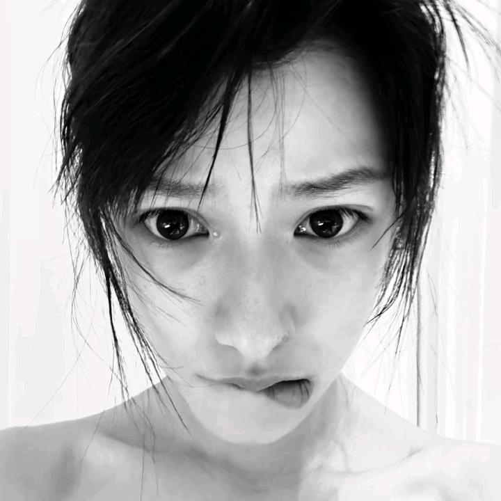 👁️