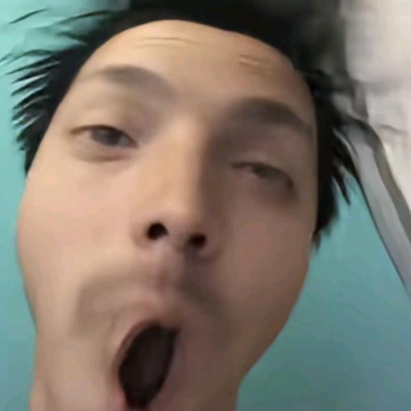 闭嘴。