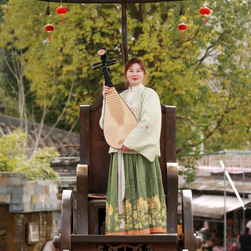 牛小妹（娱乐聊天主播）