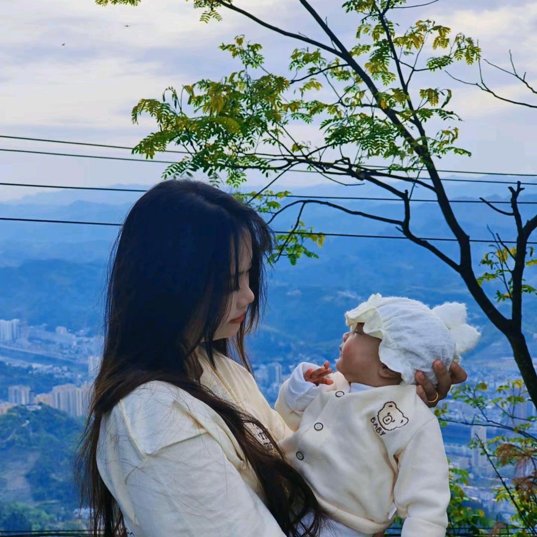 &宸宸和玥玥💞