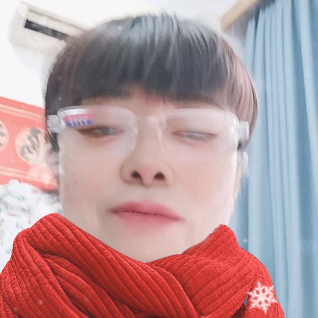 张霞