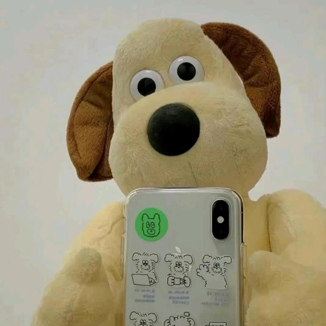 ✔