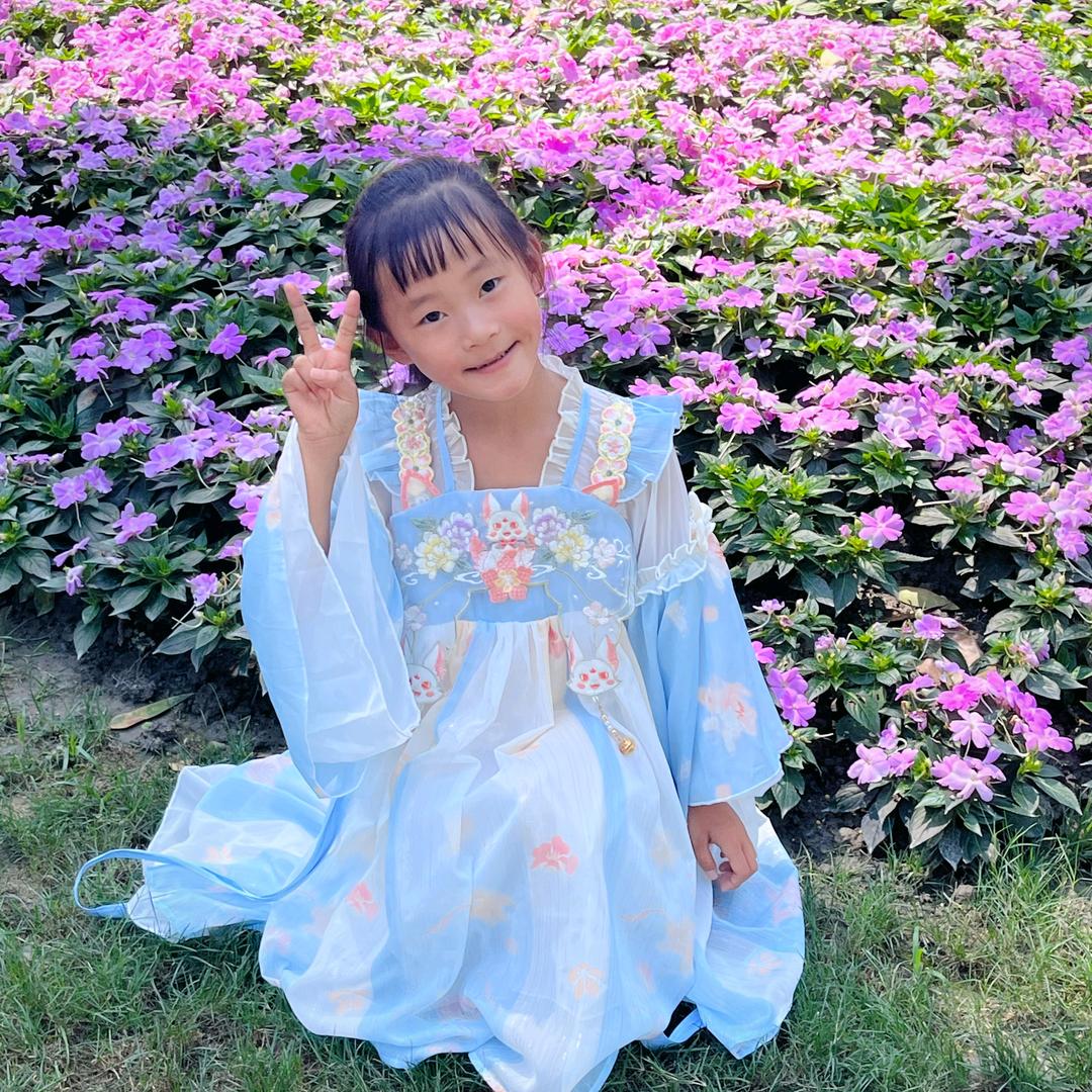 ( ｡• 👅 •｡｀)平