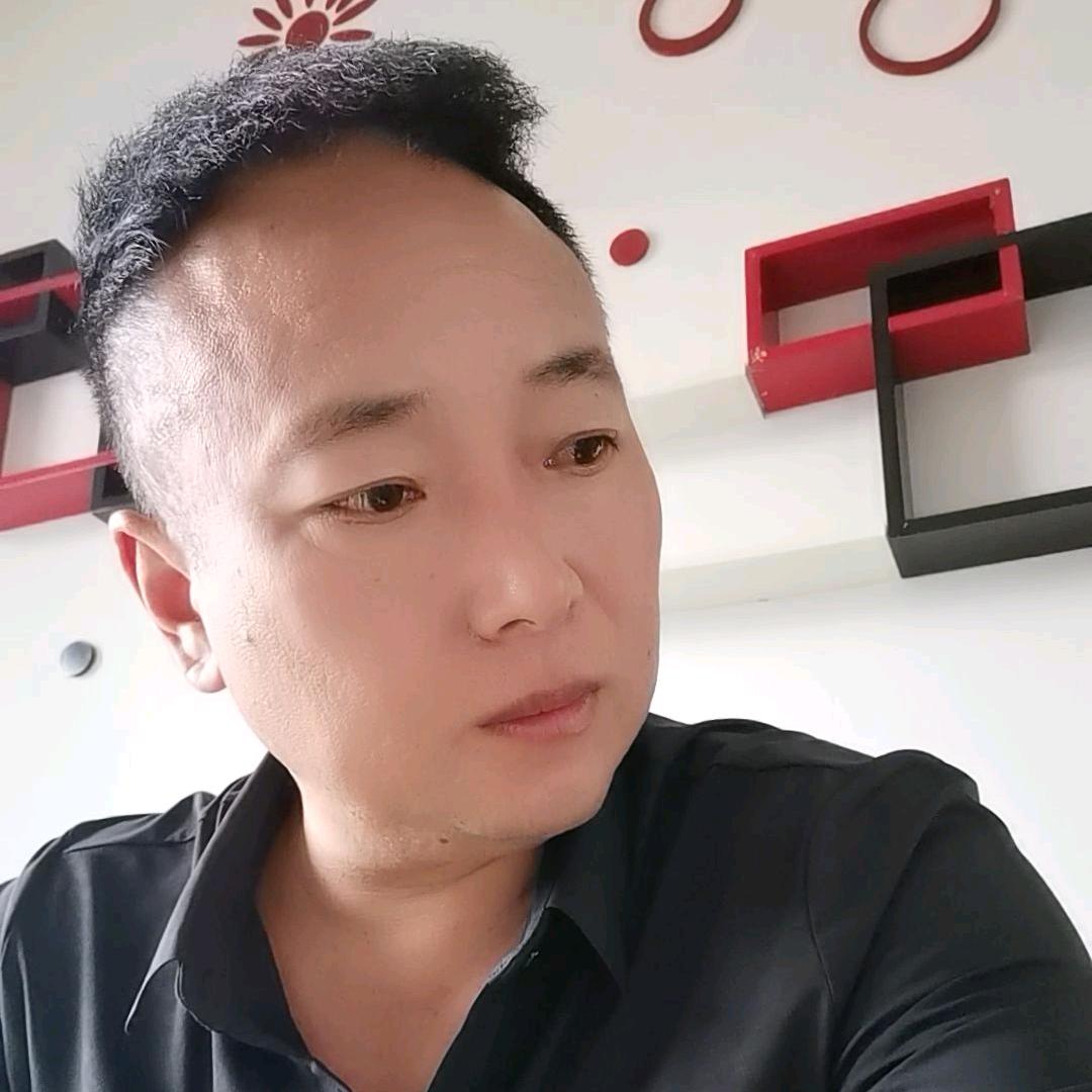 杨旭阳