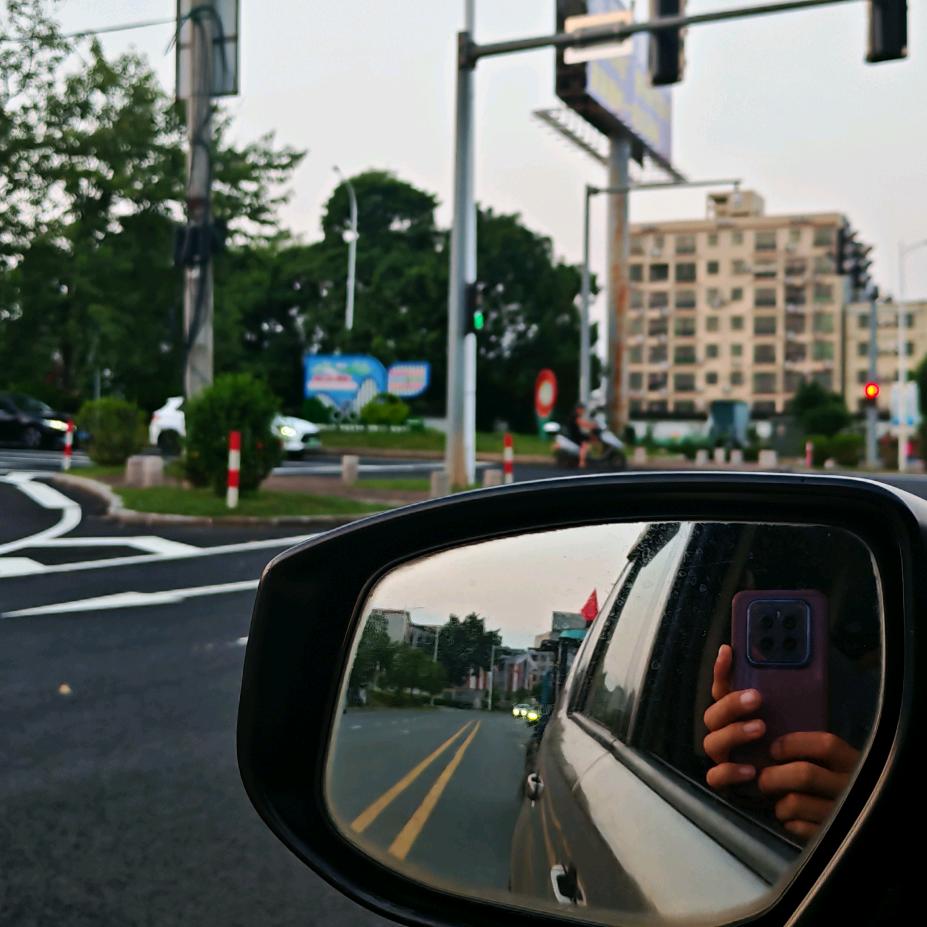 ᭄ℳ๓ 一介俗人°ꦿ⁵