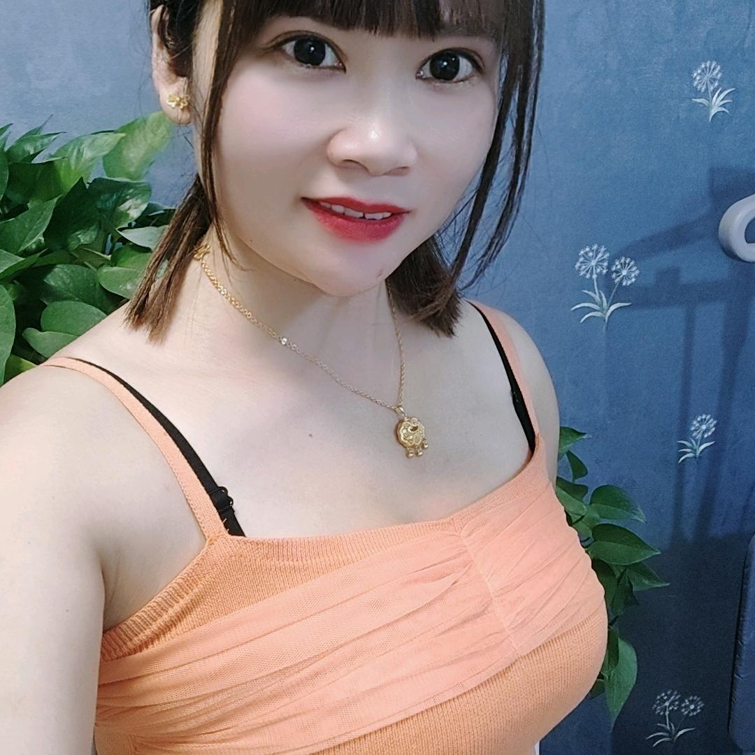 四川幺妹在阿克苏