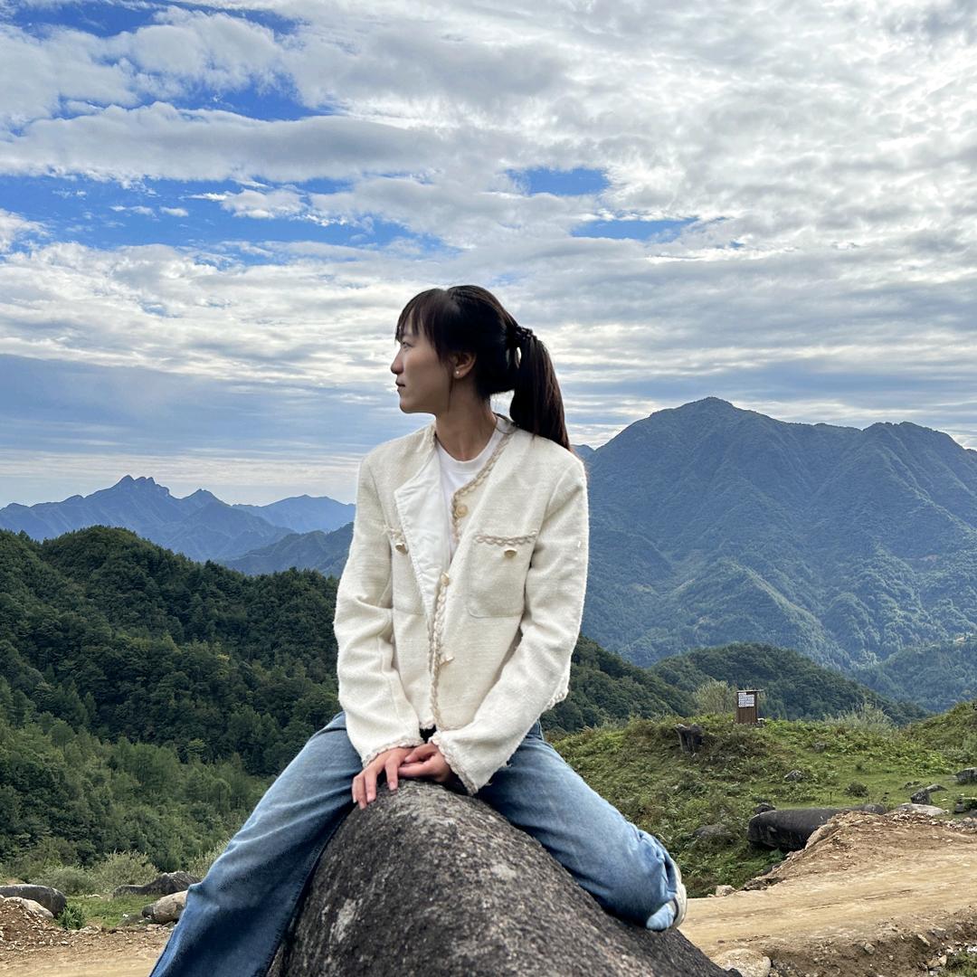 光雾山荣荣姐