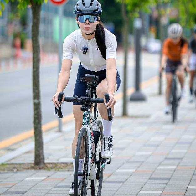 户外骑行装备-皮皮