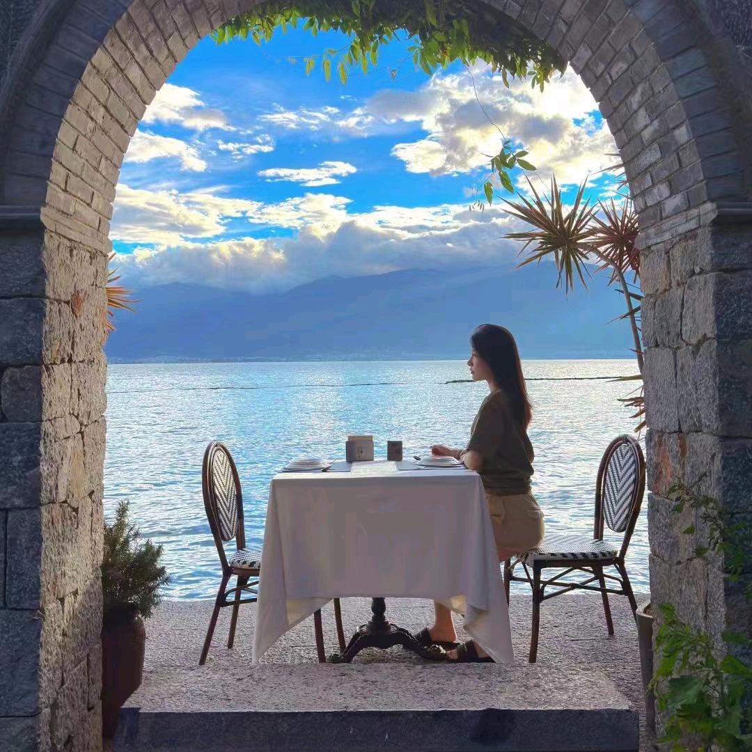 云南纯玩旅游定制  ~专业地接社