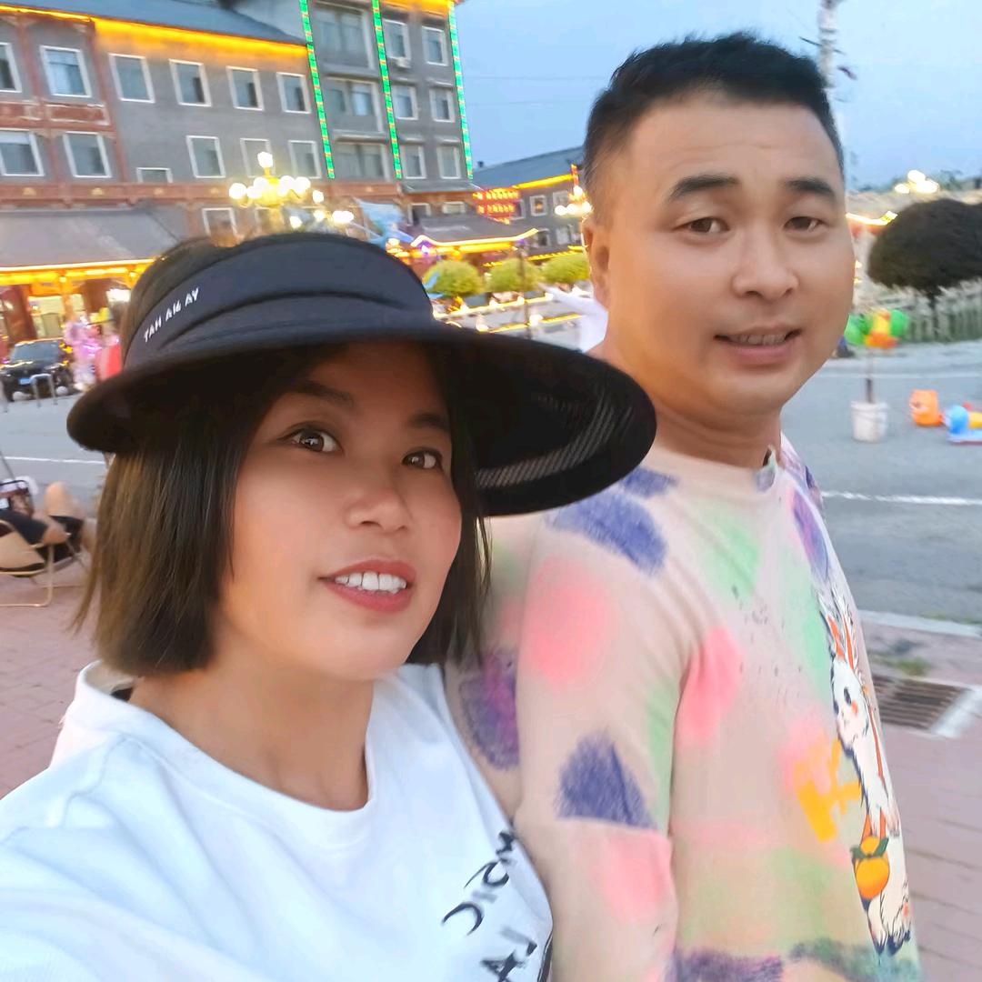 玲姐与春哥的二婚生活