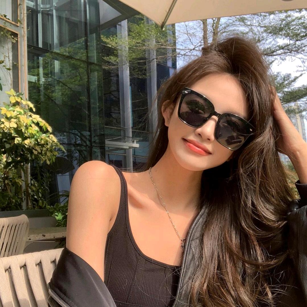小瑶姐吖