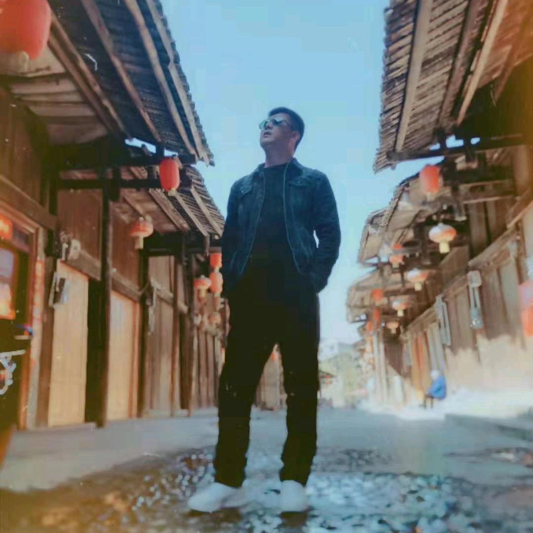 我只是你的盖世英雄