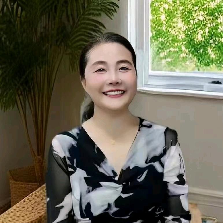 蓝亚姐 开播号点首页蓝色字早8:40