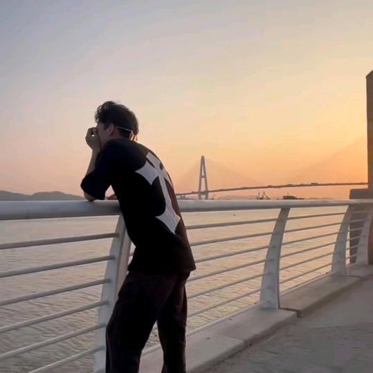 香香咖啡的大嘴的懒觉