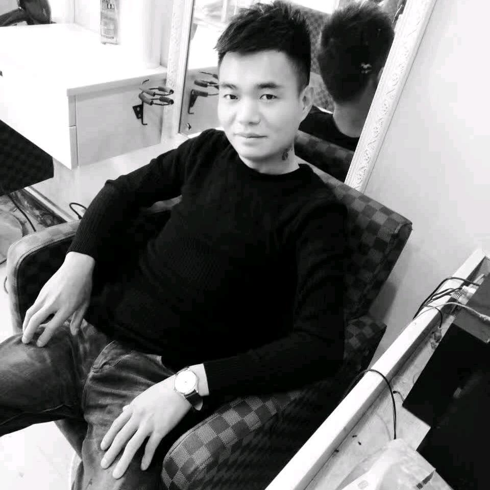 👈孤独的~三爷👉