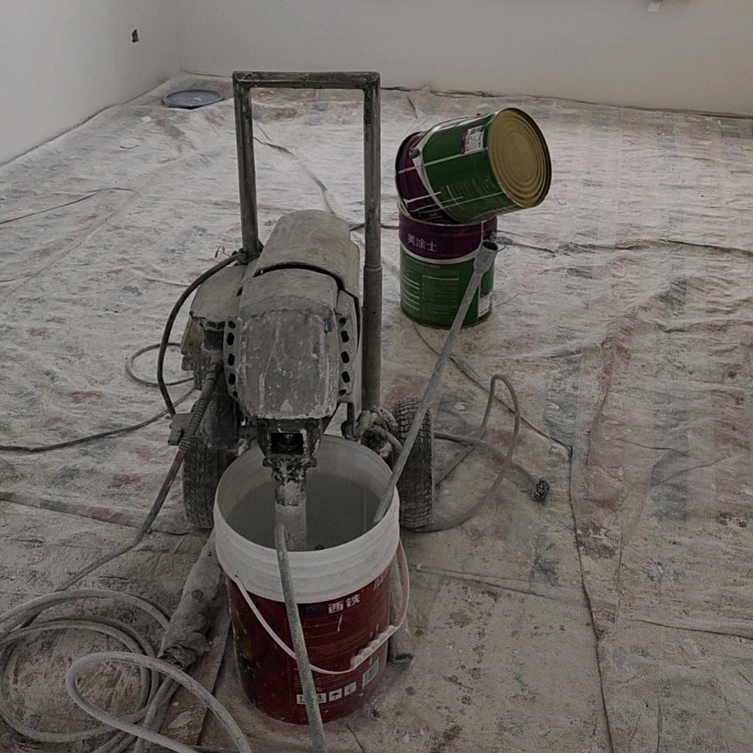 杰哥喷刷墙漆