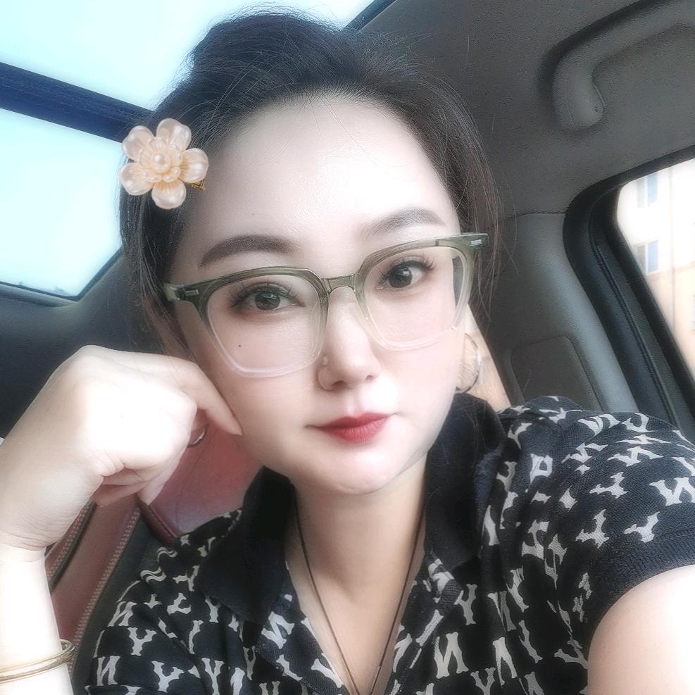 🦀🦀微微呀