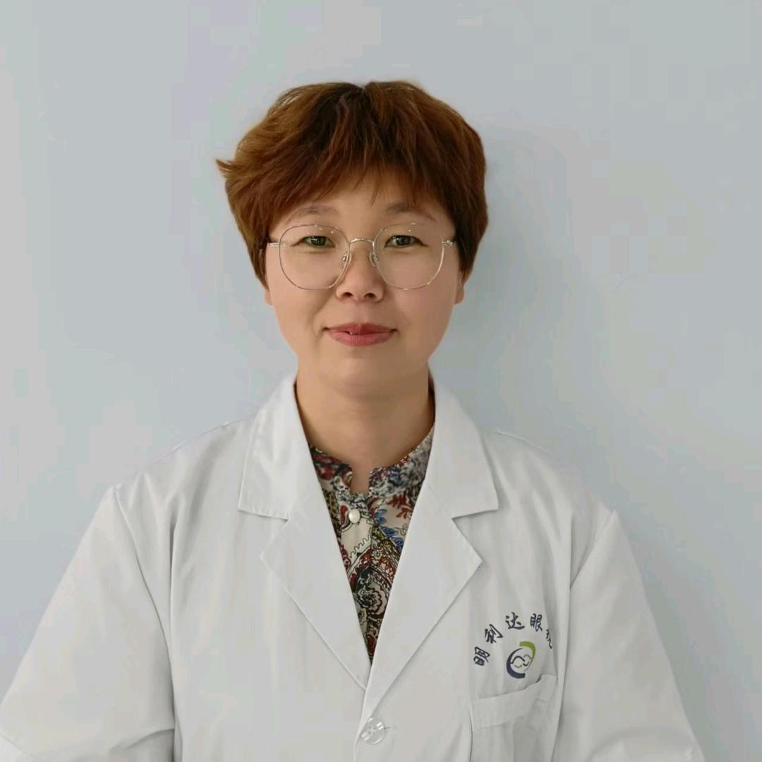 明利达眼镜店齐老二店杨青凤