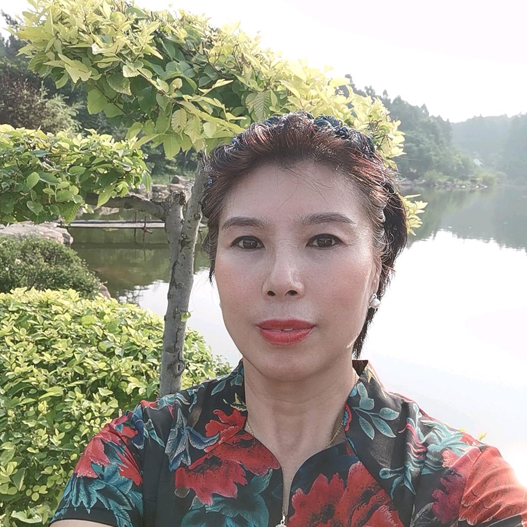 浪花朵朵。
