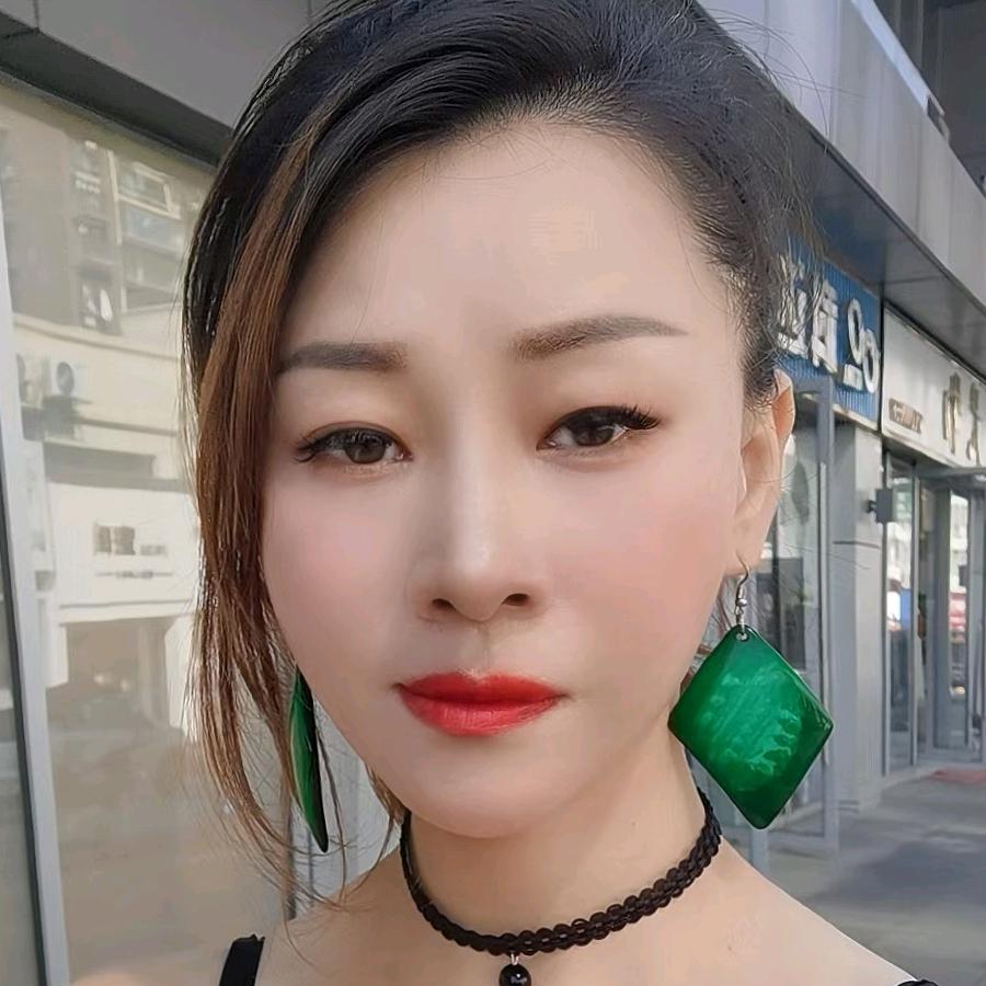 小雪时尚服饰馆