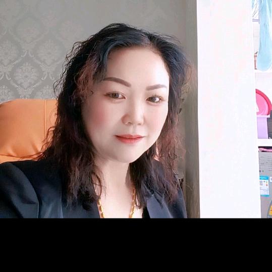 风华依旧笑春风