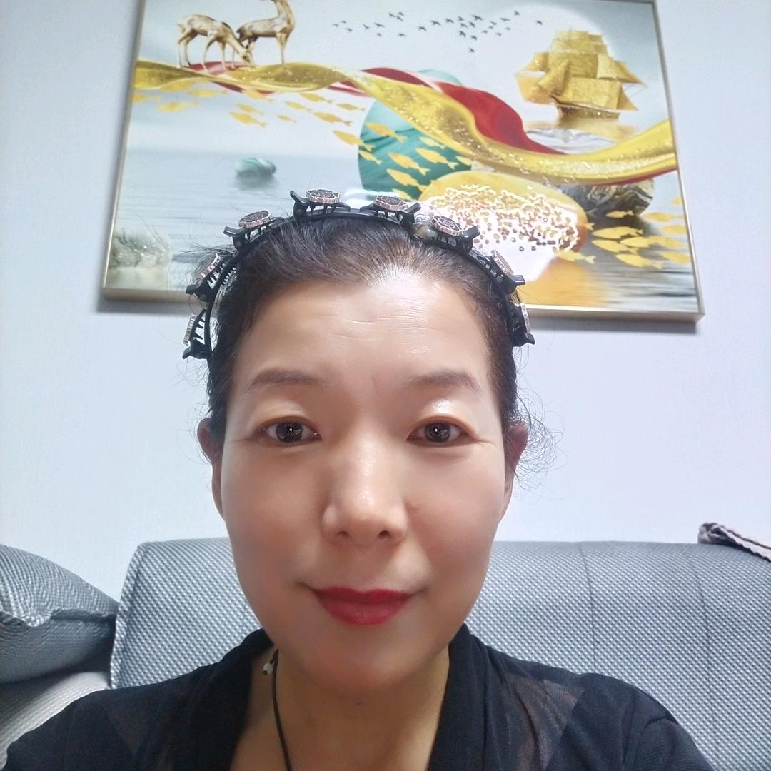 许薇凌
