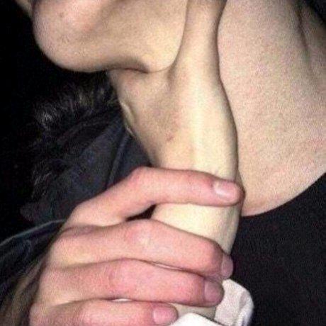 【沉珂@