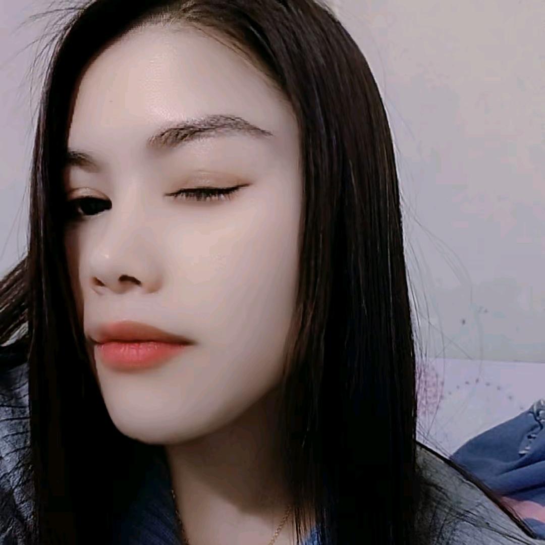 芳岁亦柳
