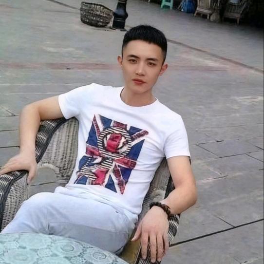 陈陈先生