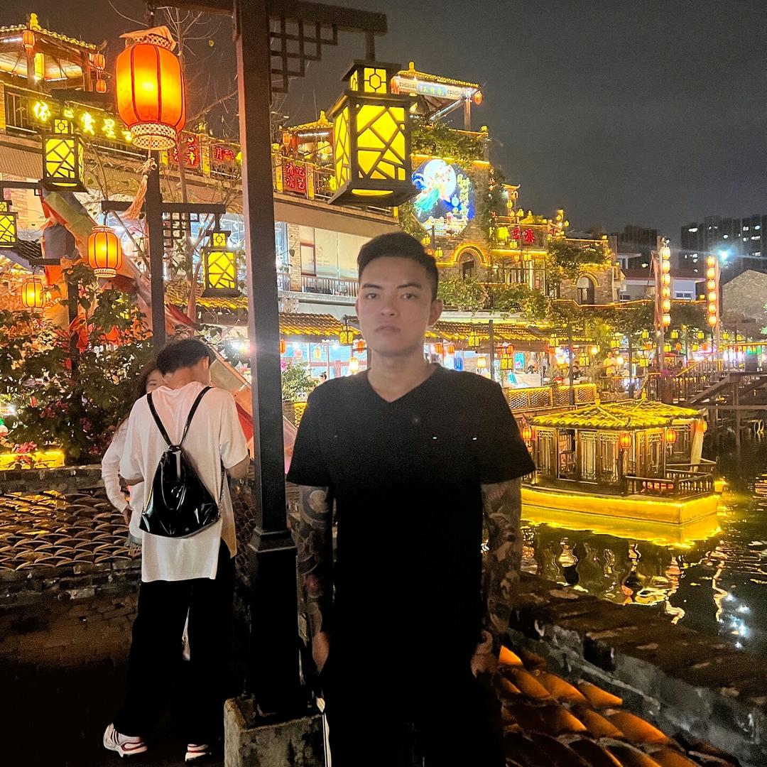 阿宁、双月湾