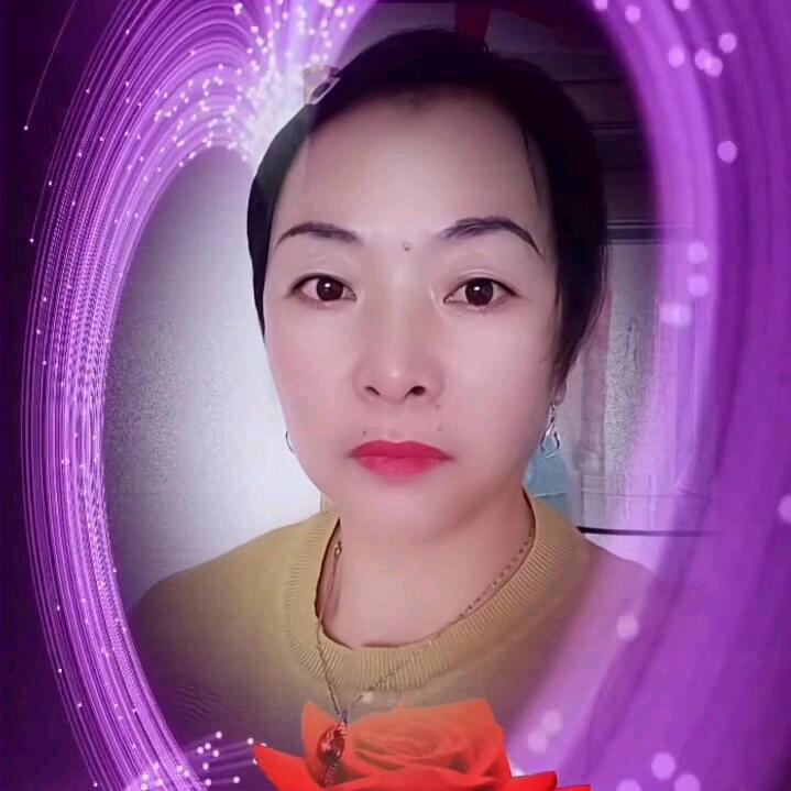 卖水果的玲玲