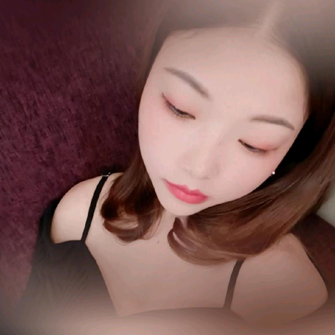 陈ᩚ: Chᯅenྀ✩✩🍨