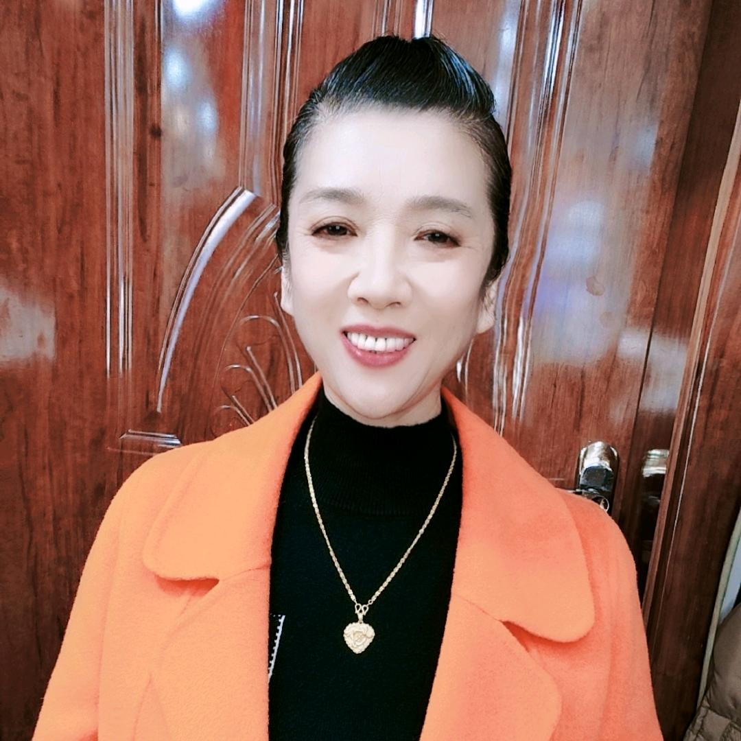 唐姐三教服饰