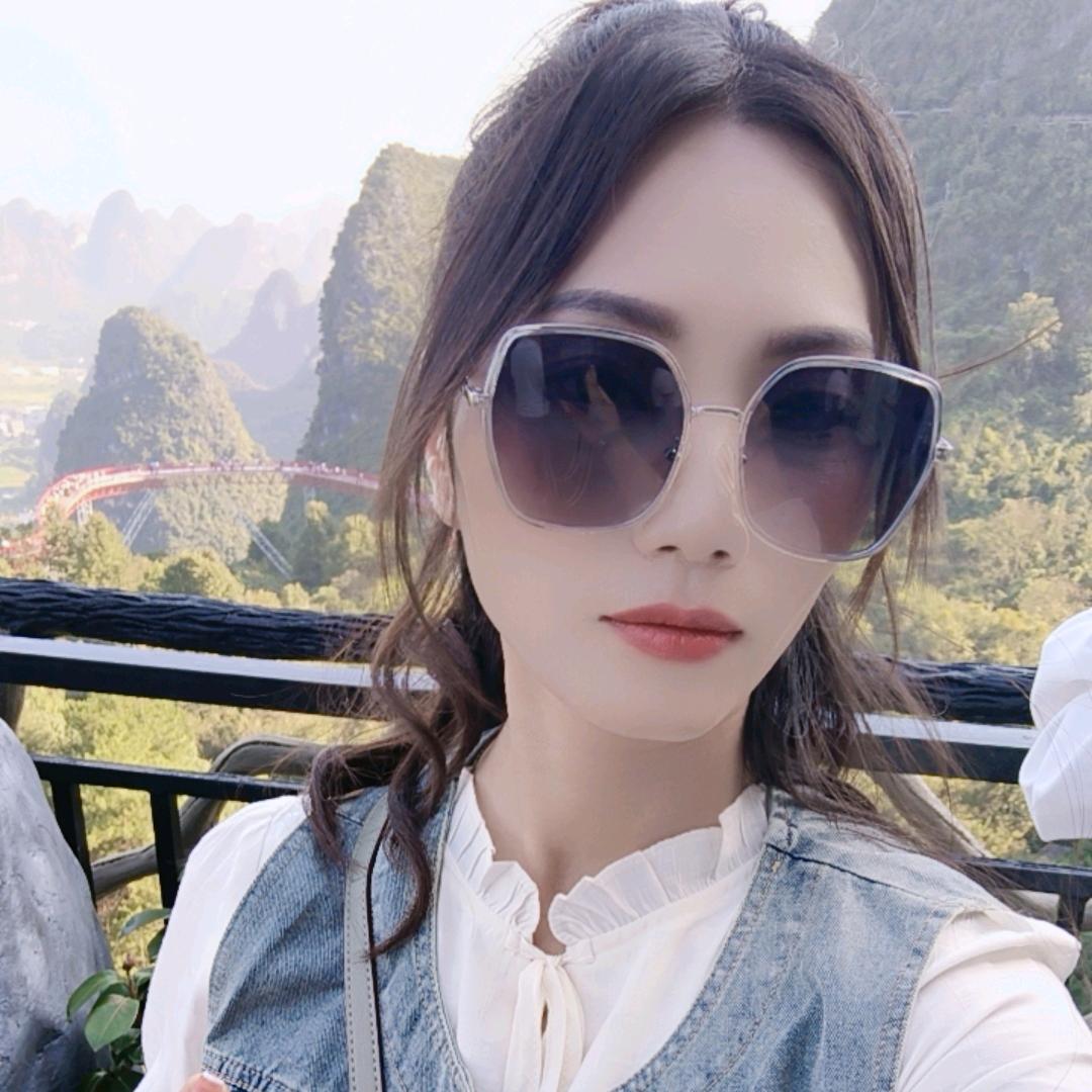 小乖乖😘😘