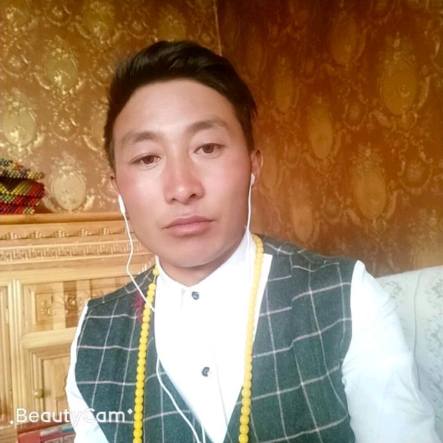 卓玛加