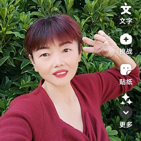 开心爱唱曲儿