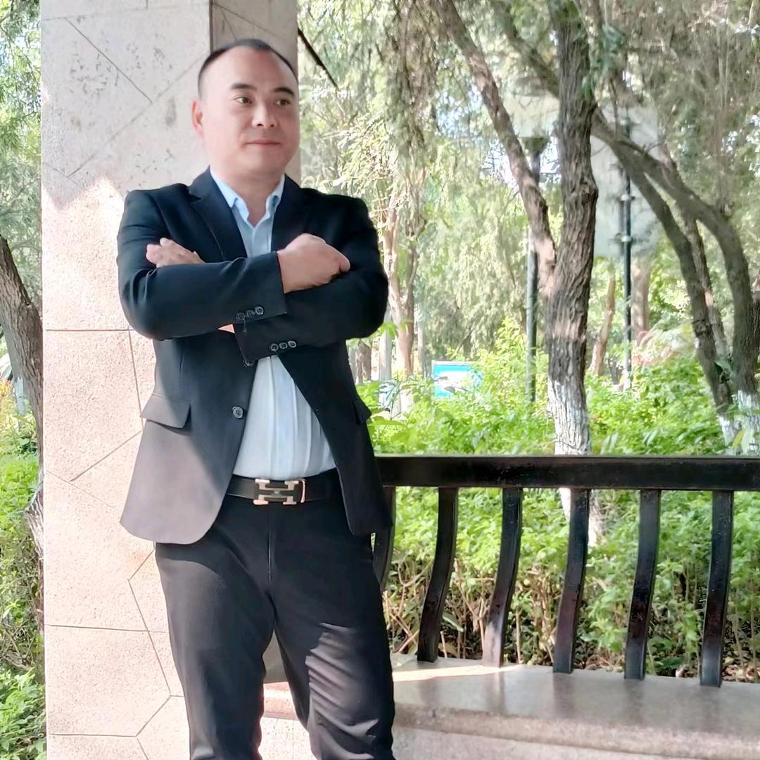 正装明哥