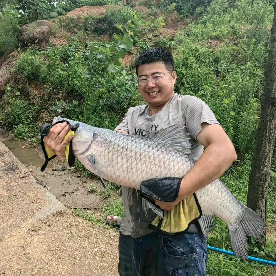 兔子钓鱼