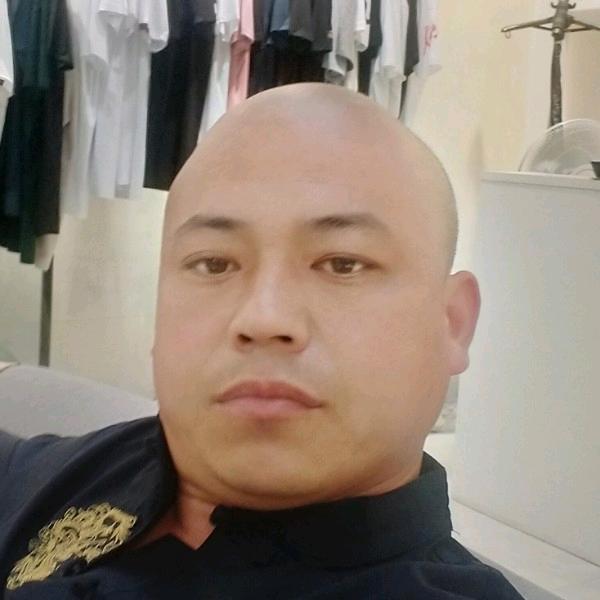 《晓波》