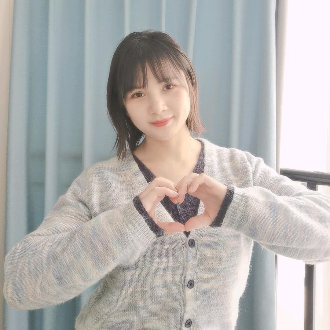 思思💃