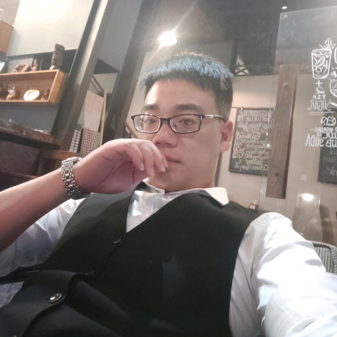 “创造者”