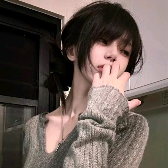 柒柒