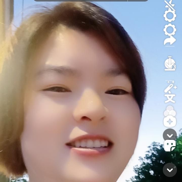 天上九头鸟