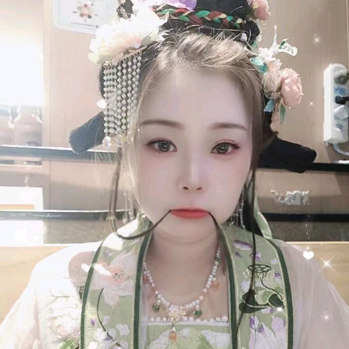 🌺🍀玲玲小精灵🌺🌼