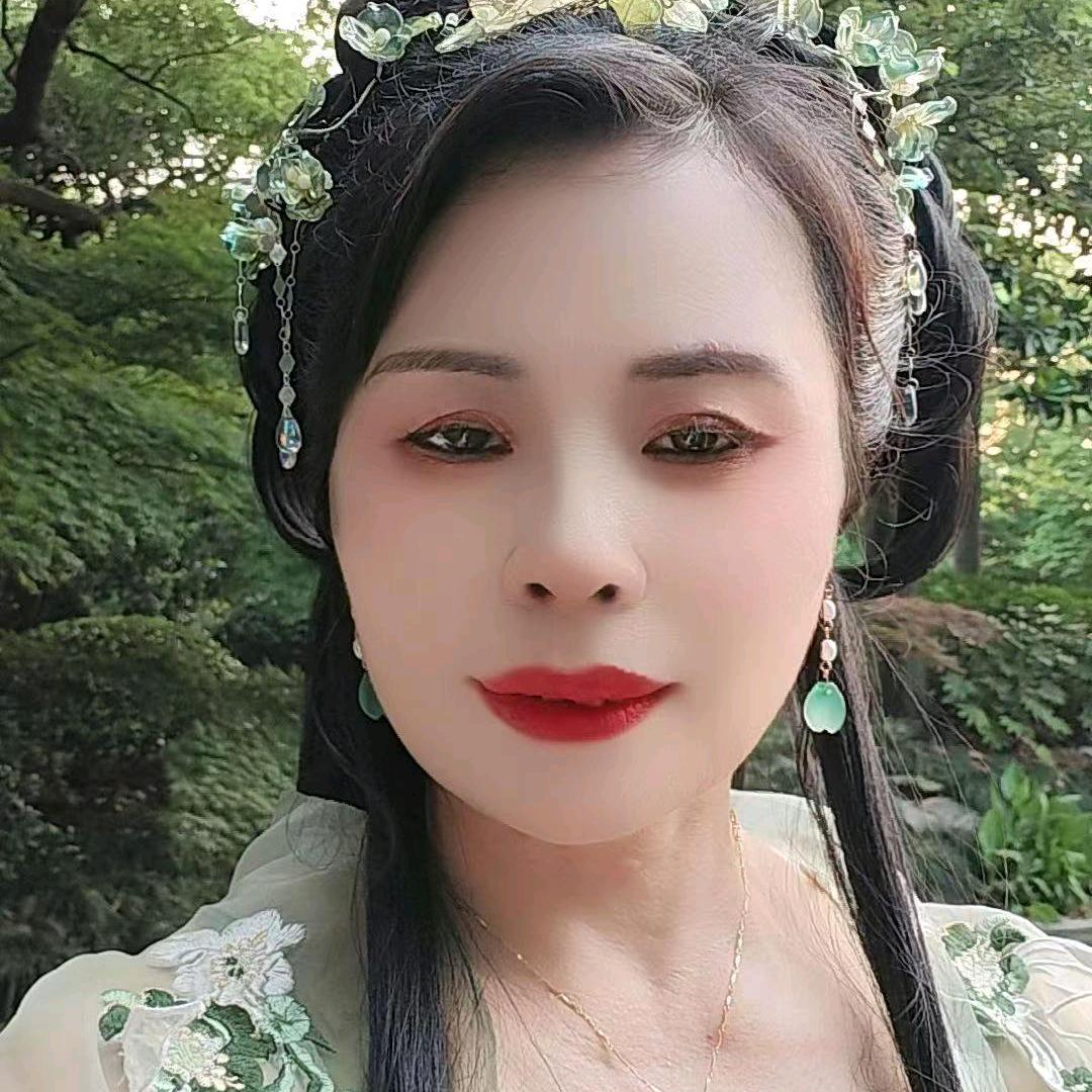 🥀᭄雨💓ꦿ荷꧔ꦿ᭄