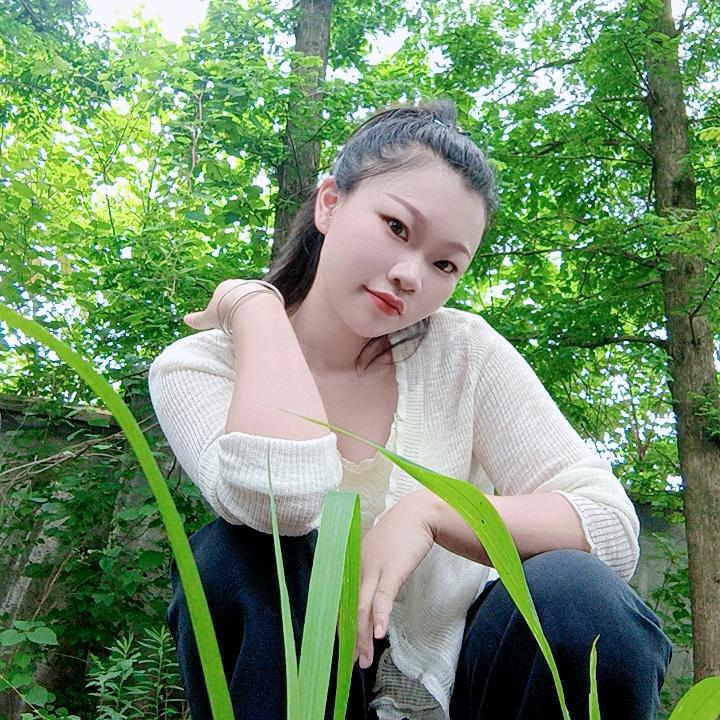小四四呀！（连赞拉黑）