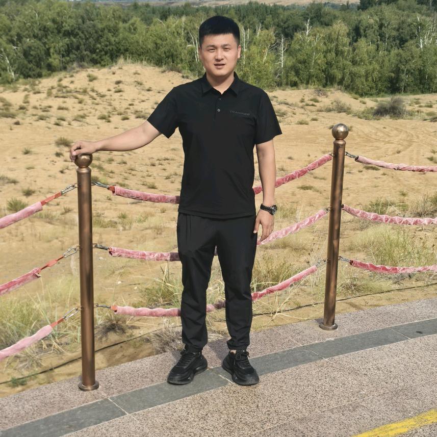 卖瓜子的小郭